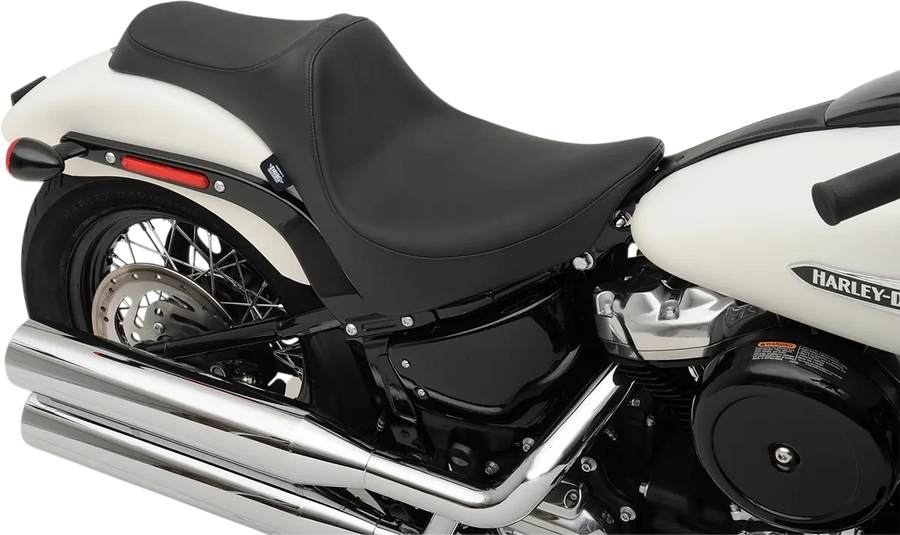 Harley-Davidson Street Bob [DRAG SPECIALITÁS] – Predator III Seat