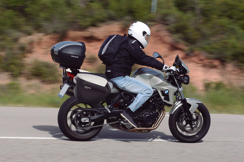Kymco Ak 550 [SHAD] - SH23 oldaltáska fekete 5kg 23L