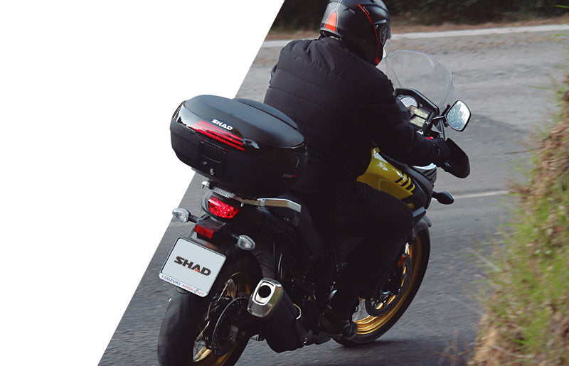 Yamaha X-Max 300 Tech Max + [SHAD] - SH46 felsőház fekete 6kg 46L