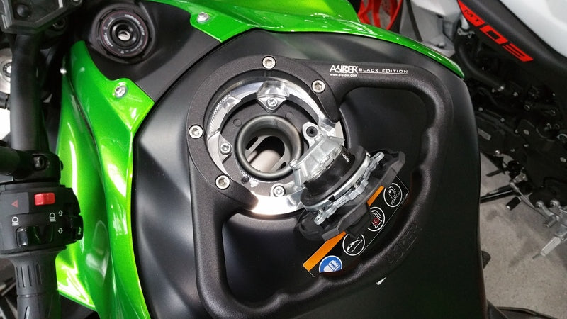 Kawasaki Z Electric [A-SIDER] - Black Edition Tank fogantyú 4 csavaros fekete Kawasaki