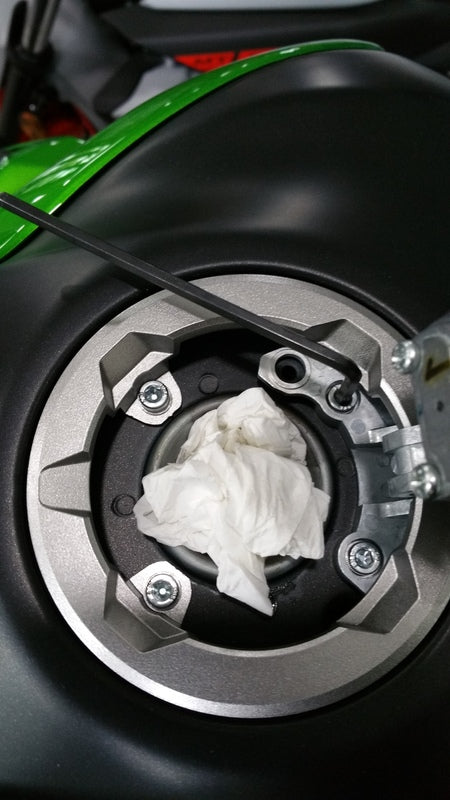 Kawasaki Z H2 [A-SIDER] - Black Edition Tank fogantyú 4 csavaros fekete Kawasaki