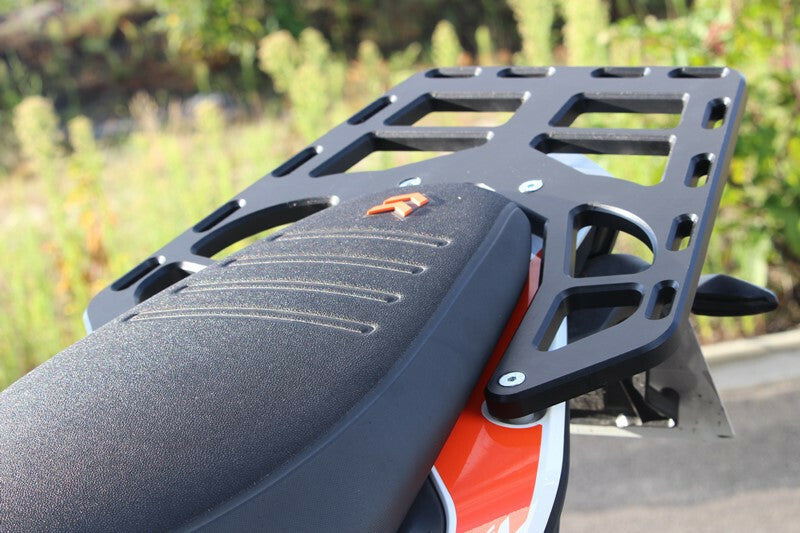 Ktm Adventure 390 [AXP] – Hátsó fogasléc, fekete KTM 390 Adventure