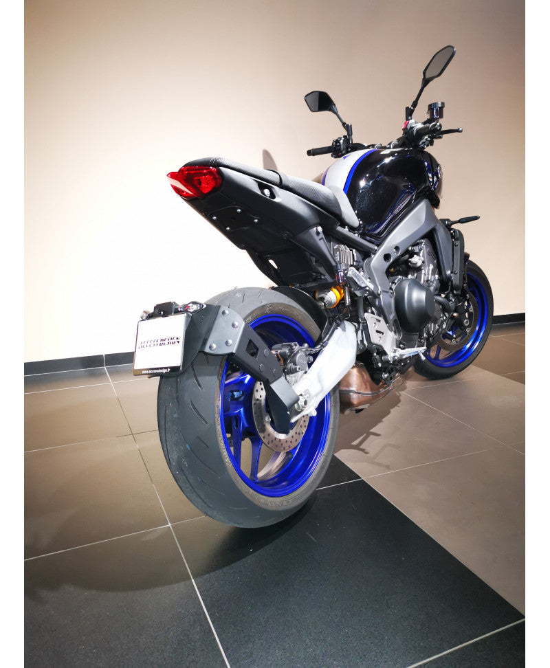 Yamaha MT-09 A2 [2022-2023] - Rendszámtábla tartó HOZZÁFÉRÉS TERVEZÉS Nyallókerék fekete