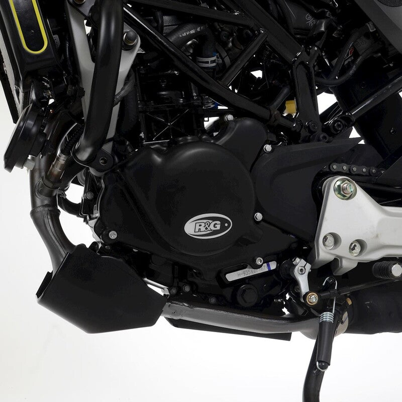 Husqvarna SVARTPILEN 125 [2021-2023] - Race Series bal oldali forgattyúház védőburkolat (gyújtás) - Fekete Husqvarna Svartpilen 125
