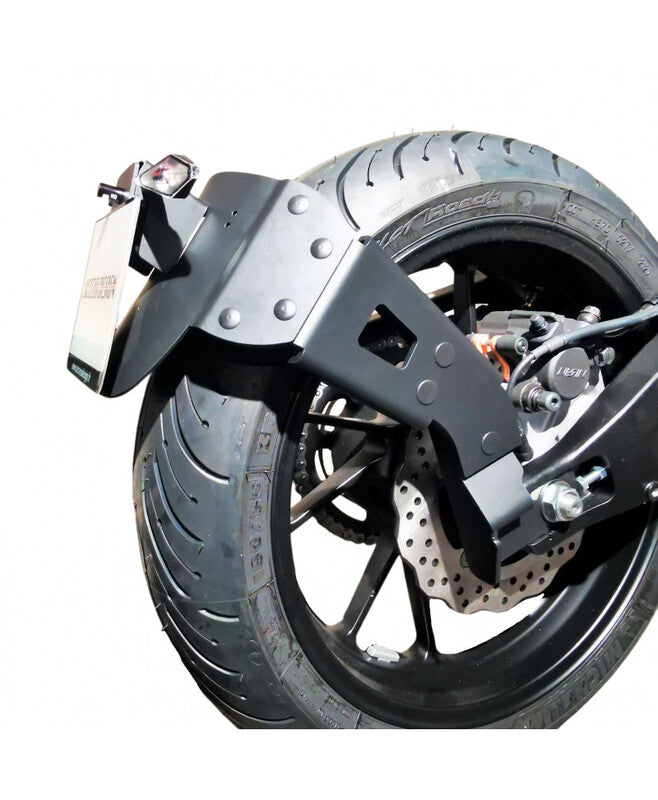 Yamaha Tracer 700 [BELÉPŐ TERVEZÉS] - "Kerekre szerelhető" rendszámtábla tartó fekete - Yamaha MT-07 Tracer