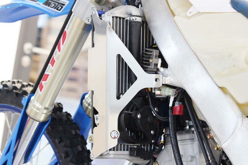 Tm Racing EN 300 2 T FI ES [2022] – Xtrem Radiator Guard Fekete – TM Racing