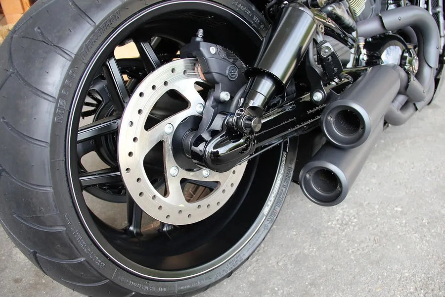Harley Davidson V-Rod [CULT WERK] – Tengelyburkolat