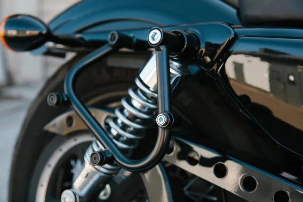 Harley-Davidson XL 883 L [2020] - SLC oldaltartó balra