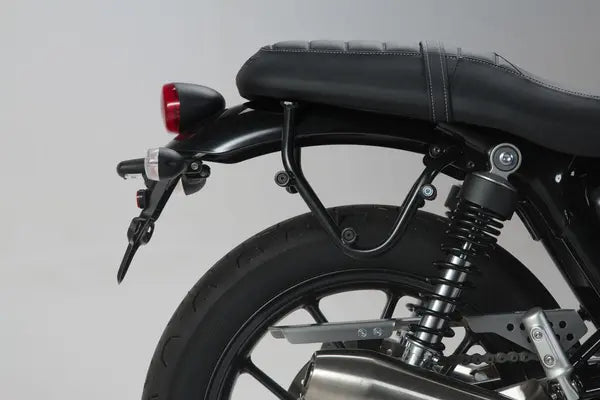 Triumph Speed Twin 900 [2023-2025] – Legend Gear LC1 oldaltáska rendszer, Black Edition – 2. kép