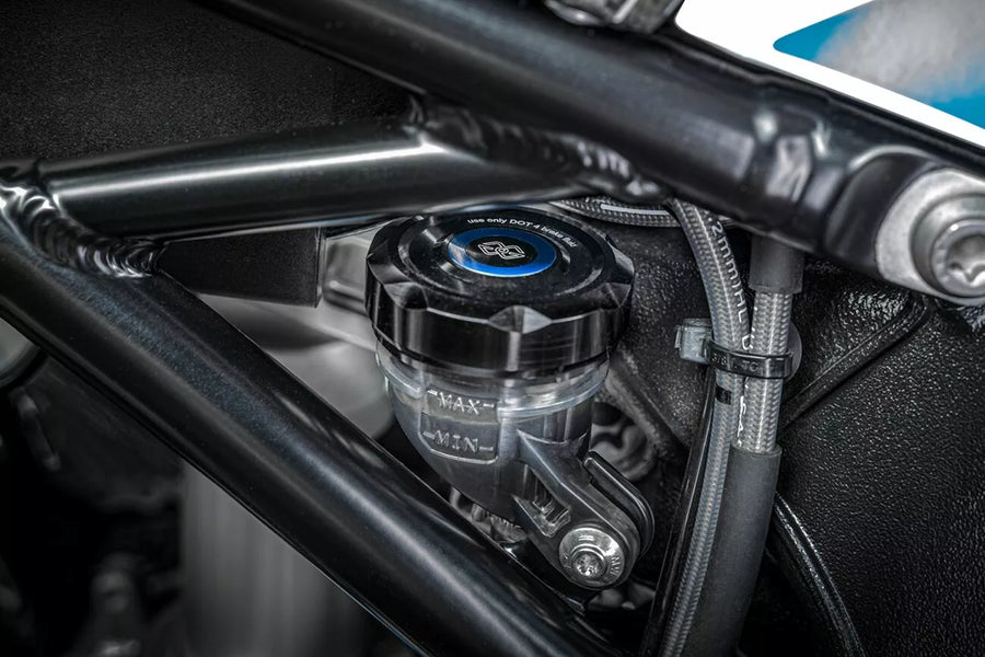 BMW R 1200 R [GILLES TOOLING] – Fékfolyadék-tartály burkolata