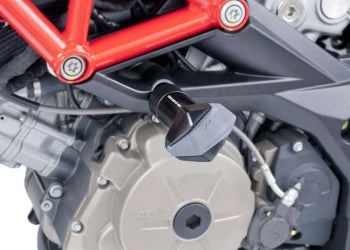 APRILIA SHIVER 900 [2020] – Adapter utas lábtartó gumibetét – fekete