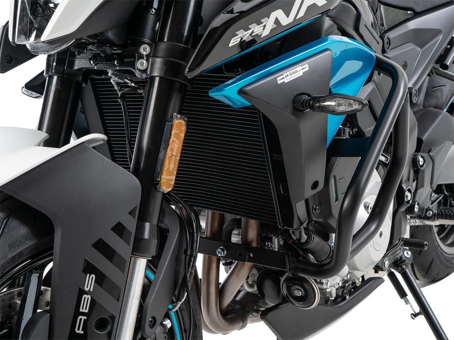 CF Moto 675 NK [2026] - Motorvédő fekete