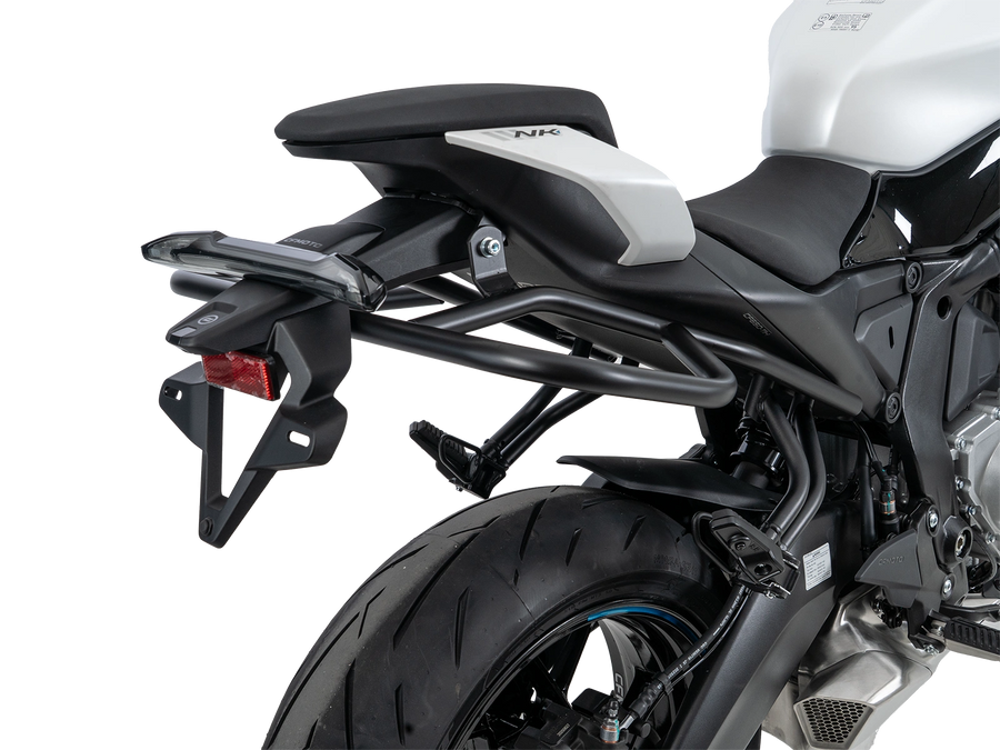 CF Moto 675 NK [2025-2026] - fekete hátsó védő