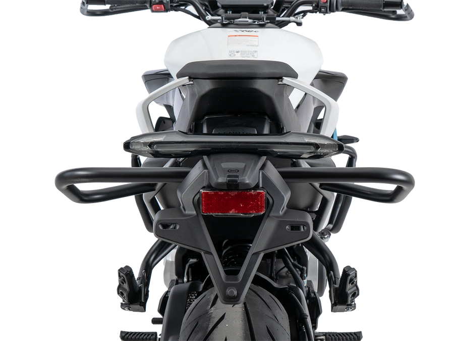 CF Moto 675 NK [2025-2026] - fekete hátsó védő