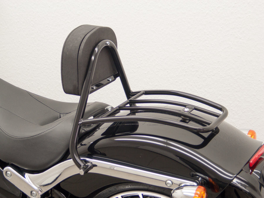 Harley Davidson Breakout (FXSB) 2013-2017 [2013-2017] – Driver Sissy bár párnával és csomagtartóval, fekete