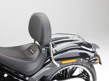Harley Davidson Softail Fat Boy (Milwaukee-Eight 107/114) [2018] - Rider Sissy bár nagy, lekerekített párnával és csomagtartóval
