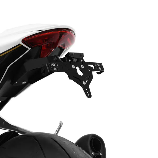 Triumph Speed ​​​​Triple 1200 RS [ZIEGER] – D típusú PRO rendszámtartó