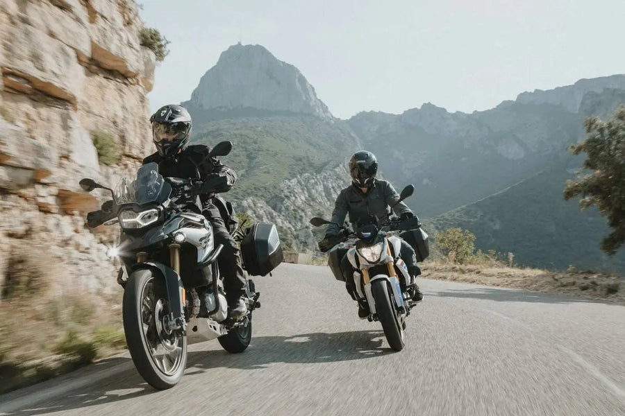 BMW F 900 [SW-MOTECH] – Aero ABS oldaltáska készlet