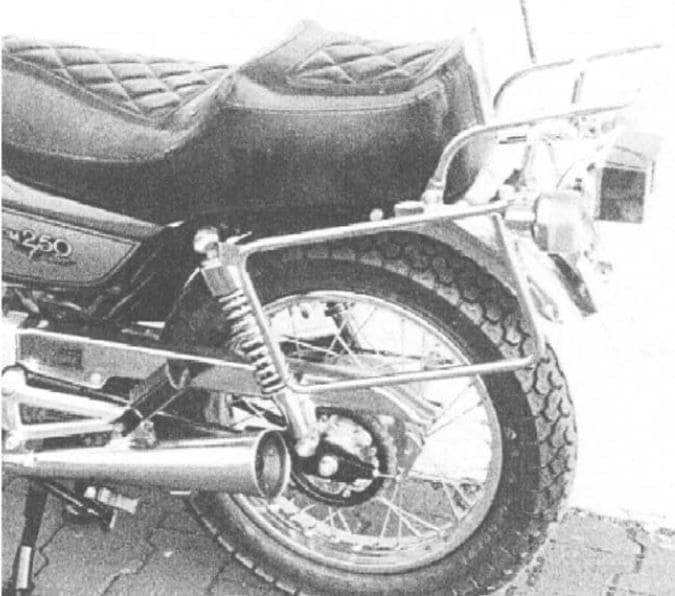 Honda CM 250 C [1982-1984] - Komplett tartó
