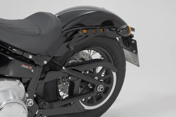 Harley-Davidson Softail Slim [2018] - SLH oldaltartó balra