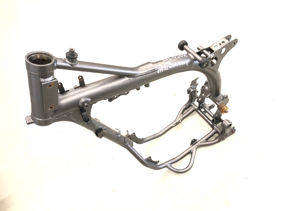 Husqvarna TE 610 E Dual H7 [1998] - Keret papírokkal