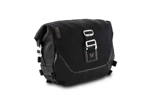 [SW-MOTECH] – Legend Gear LC1 oldaltáska Black Edition jobb