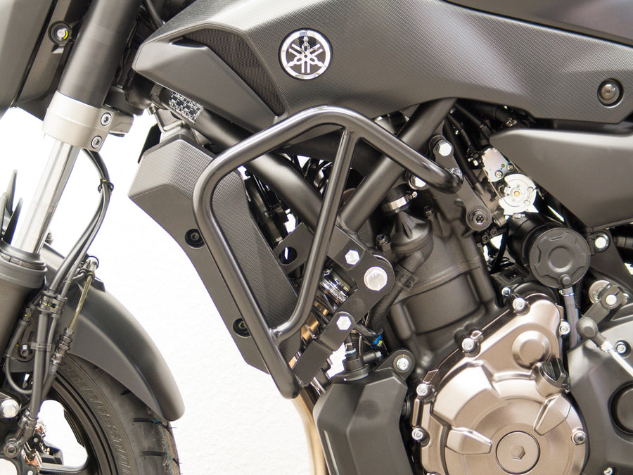 Yamaha MT-07 [2014-2017] - Védő, felső, fekete