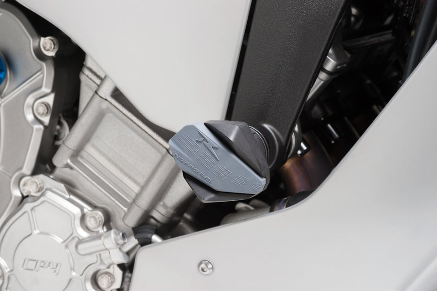 YAMAHA YZF-R1M [2025] – Crash Pads R19 – fekete