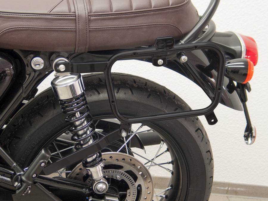 Triumph Bonneville T 120 [2016-2020] – Oldalsó tartó Givi/Kappa (Monokey) tokokhoz, fekete