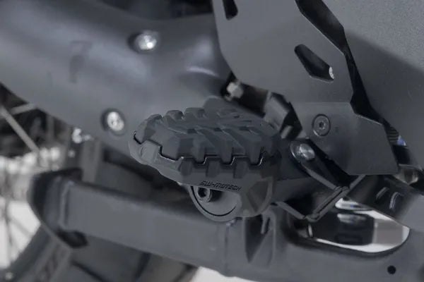 Suzuki DL 800 V-strom [SW-MOTECH] – EVO lábtartó készlet