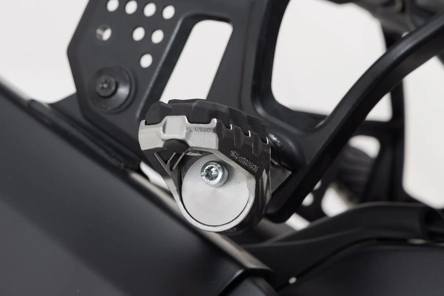 Harley Davidson Pan America 1250 [SW-MOTECH] – Evolution lábtartó