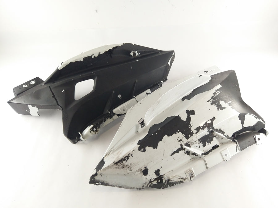 Yamaha YZF 125 RE06 [2011] - burkolat alsó része jobb és bal permetezőfólia