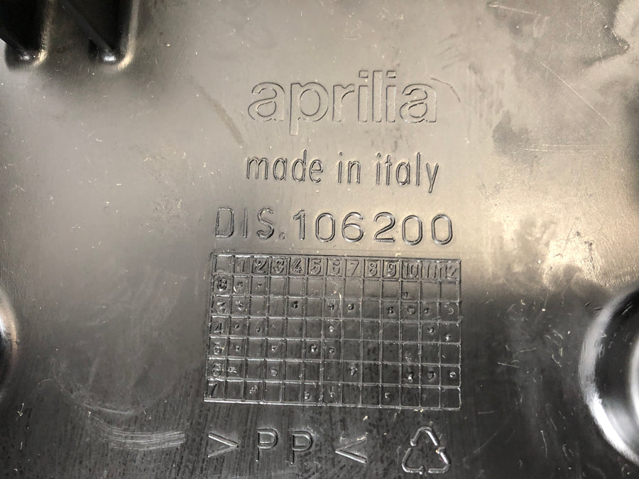 Aprilia RSV 1000 RR Factory [2009] - Hátsó alépítmény belső burkolatának fröccsenésvédője