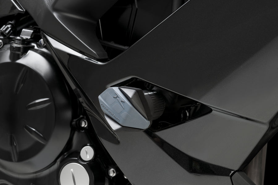 KAWASAKI NINJA 650 [2025] – Crash Pads R19 – fekete