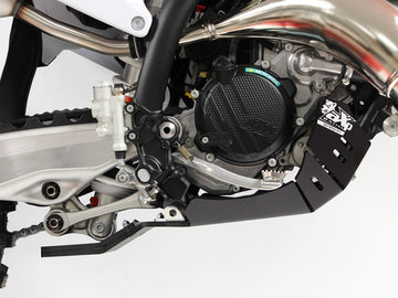 KTM 125 XC [2023-2026] - Motorvédő lemez