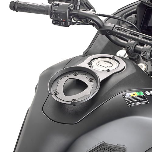 Yamaha Tracer 7 / Tracer 7 GT [GIVI] - Rögzítőgyűrű a TANKLOCK-hoz