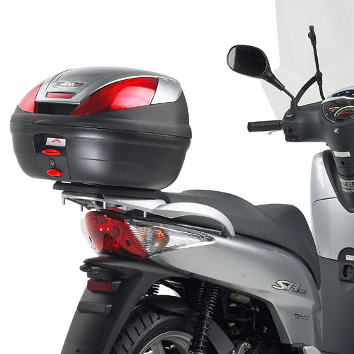 Honda SH 125 i 150 i [GIVI] - Felső toktartó MONOLOCK® tokokhoz, használja a tokban szállított MONOLOCK®-t