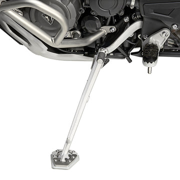Triumph Tiger 1200 Rally Explorer [GIVI] - Alumíniumból és rozsdamentes acélból készült lábhosszabbítás az eredeti oldaltámaszhoz
