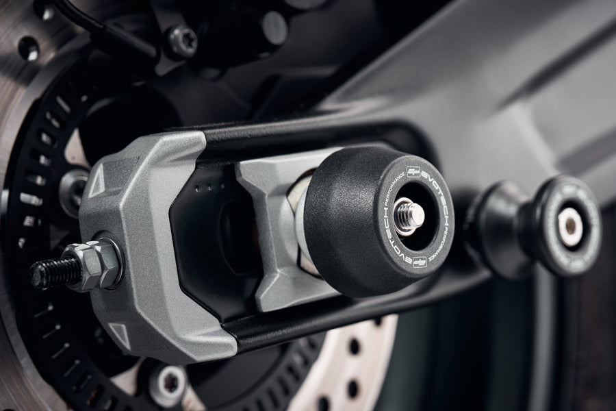 Triumph Daytona 660 [2024+] - Tengelyvédő készlet