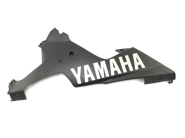 Yamaha YZF R1 RN09 [2002] - Oldalburkolat jobb alsó panel