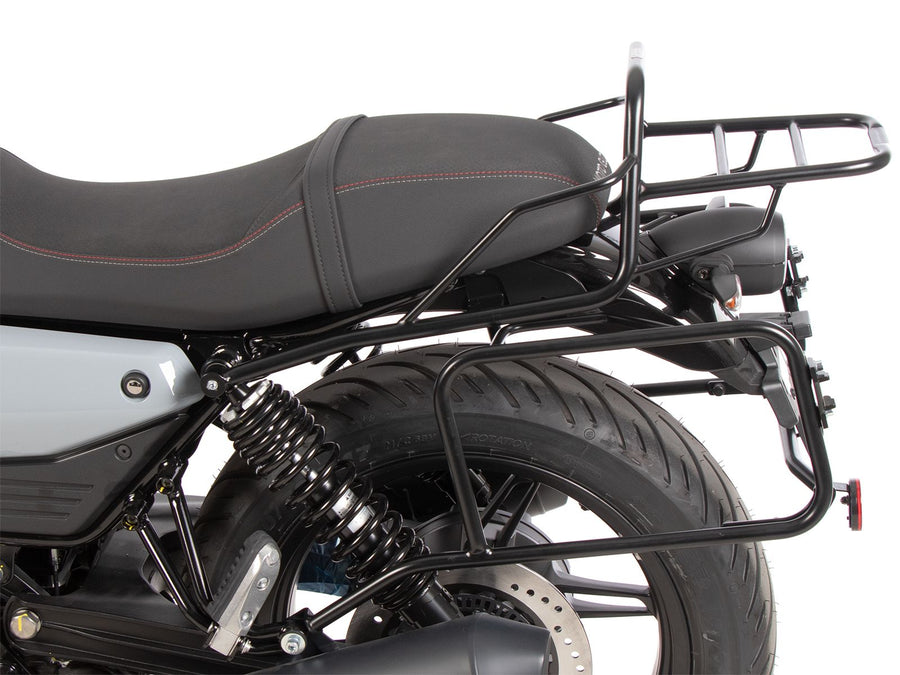 Moto Guzzi V7 Stone [2025] - toktartó felcsavarozva