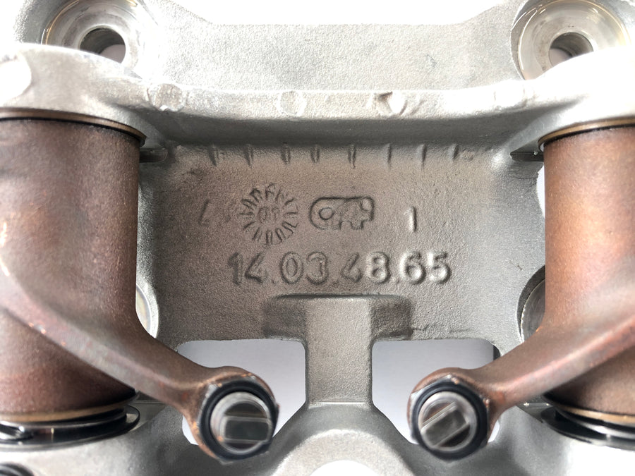 Moto Guzzi V11 [2001] - jobb oldali lengőkar tartó