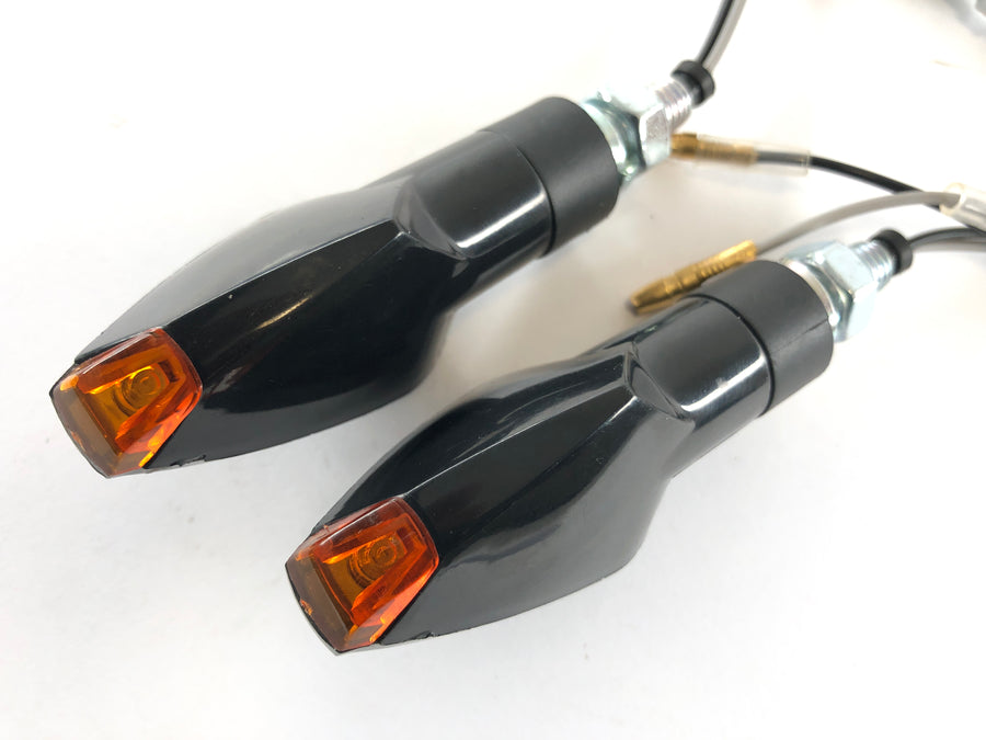 LED visszajelzők fekete ellenállással [E-jelzéssel] - Yamaha Kawasaki Suzuki Ducati KTM