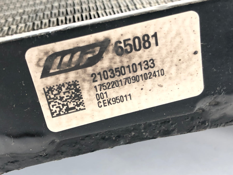Husqvarna 701 Vitpilen [2018] - Radiátoros vízhűtő