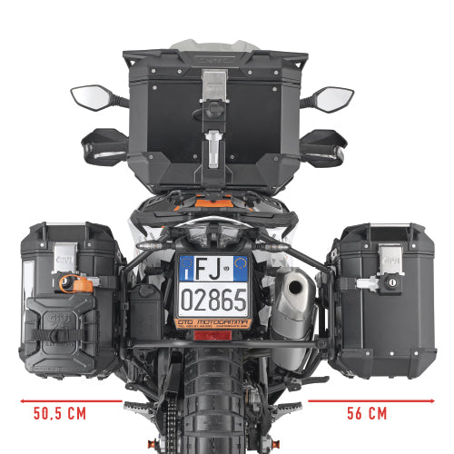KTM Adventure 790 [GIVI] - cső alakú acél oldalsó toktartó PL ONE-FIT a Trekker Outback MONOKEY®-hez