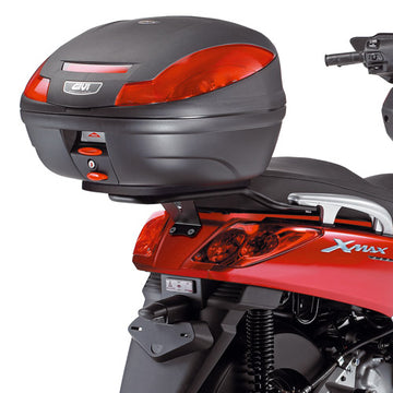 Yamaha X-MAX 125-250 [GIVI] - Fúrni kell a MONOLOCK® házburkolat felső házát