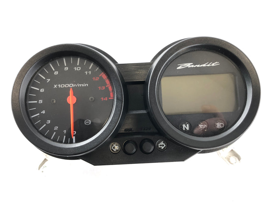 Suzuki Bandit GSF 650 S WVB5 [2005] - Pilótafülke sebességmérő fordulatszámmérő