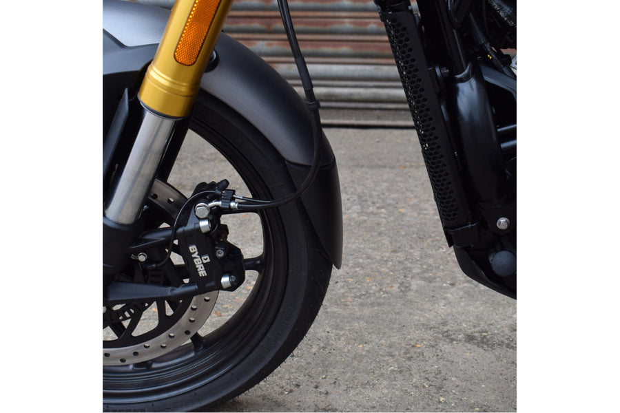 TRIUMPH SPEED 400 [2025] – Első sárvédő hosszabbító – fekete
