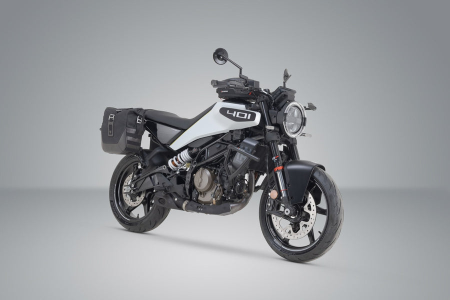 Husqvarna Svartpilen 401 [2023-2026] – Legend Gear LC2 oldaltáska rendszer, barna kiadás – 2. kép