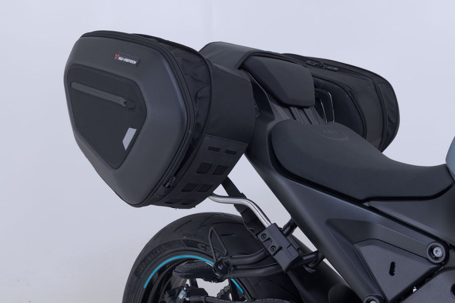 CFMOTO NK 675 [2025] - PRO BLAZE H nyeregtáska készlet – 6. kép